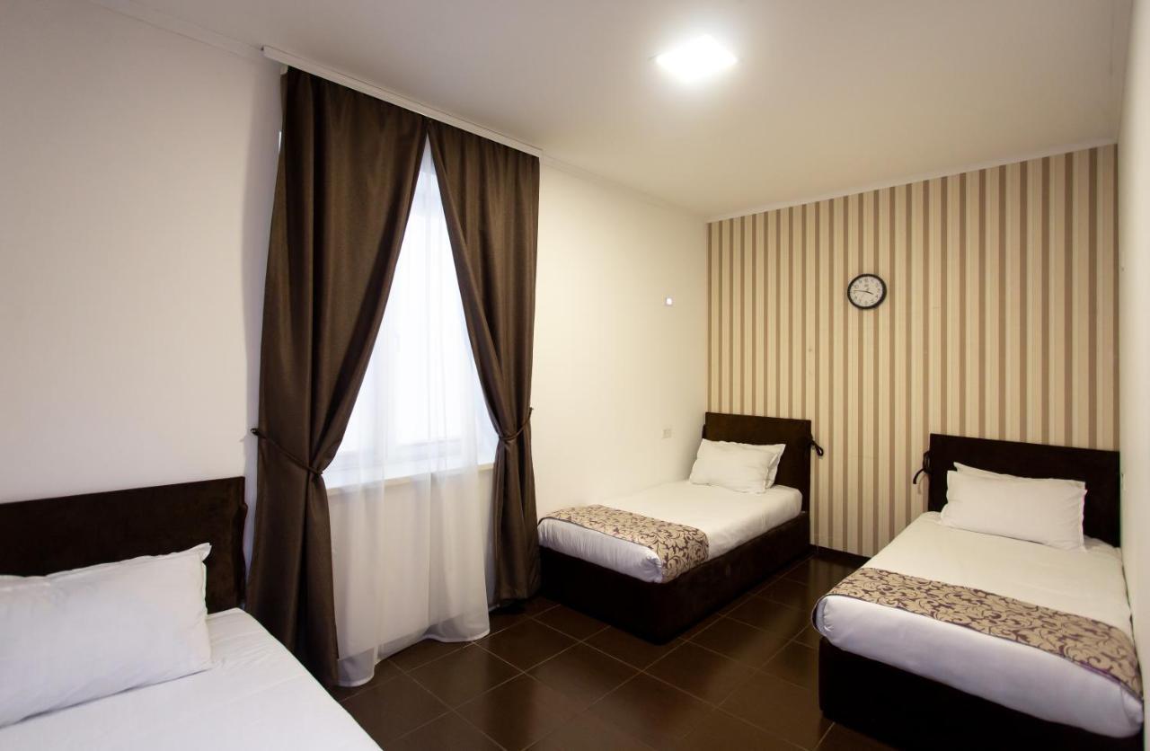 Hotel One Uman Exterior photo